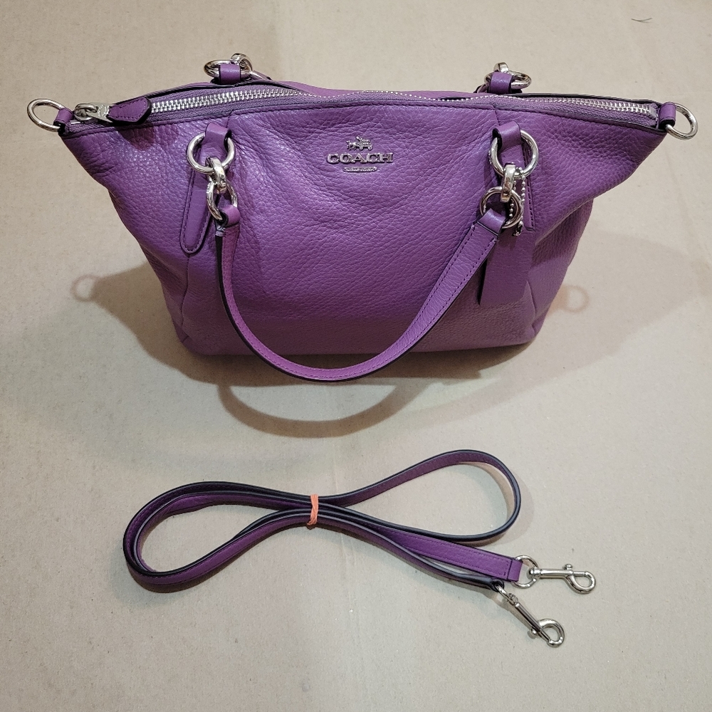 Coach F36675 Small Kelsey Satchel in Pebble Leather in Purple New With Tags